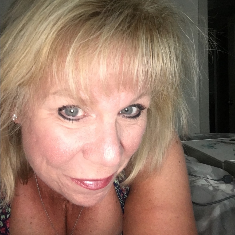 Meet your Posher, Lynne